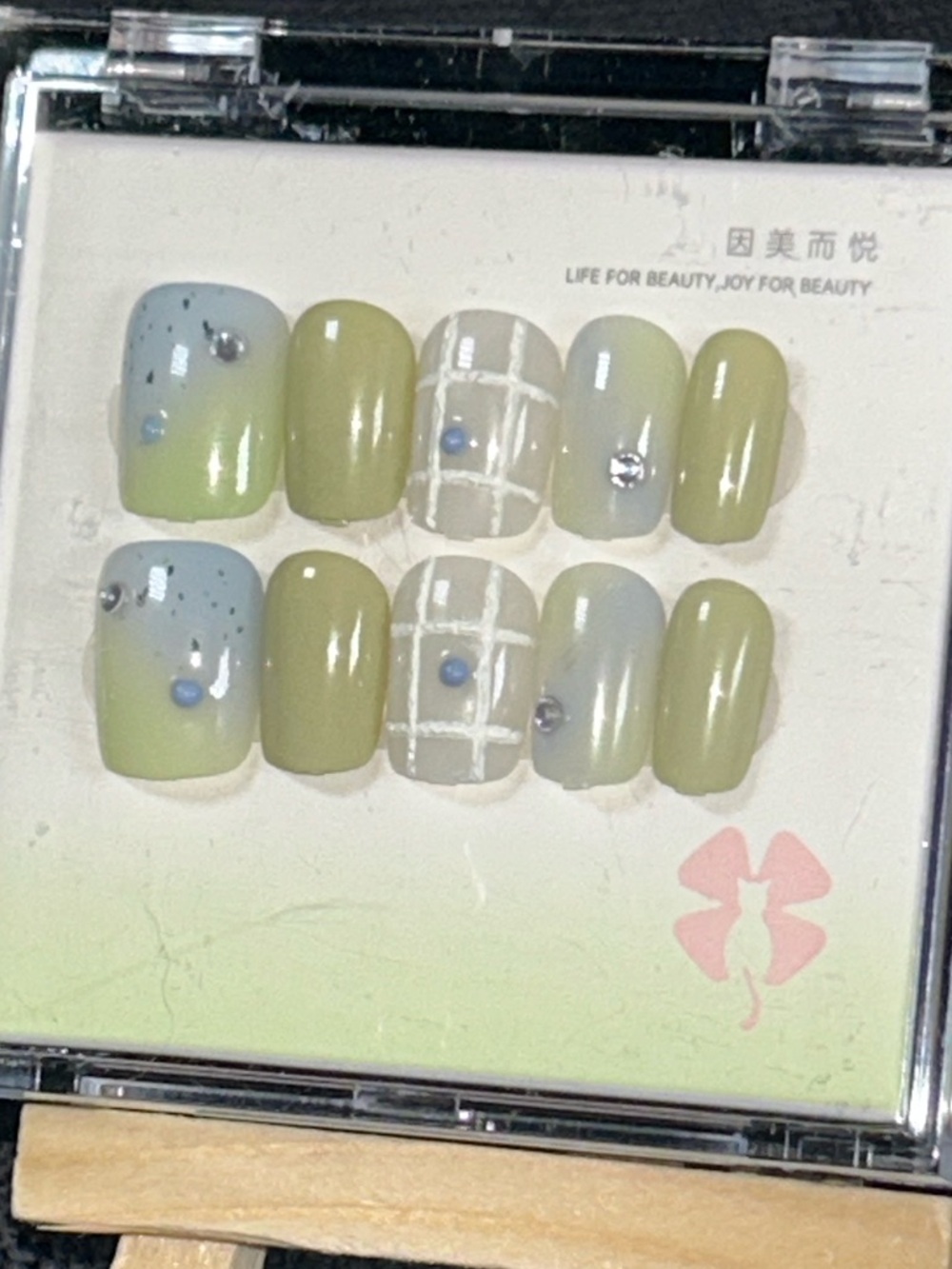 Sage Green Press On Plaid Accent Short Minimalist Clean Girl Aesthetic Nails